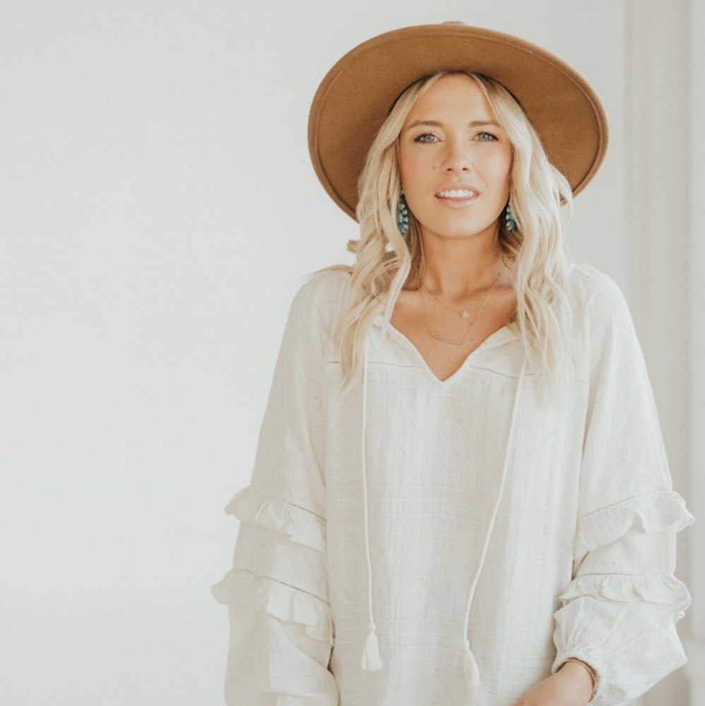 CJLA Ivory "Halston" Ruffled Blouse (Med)